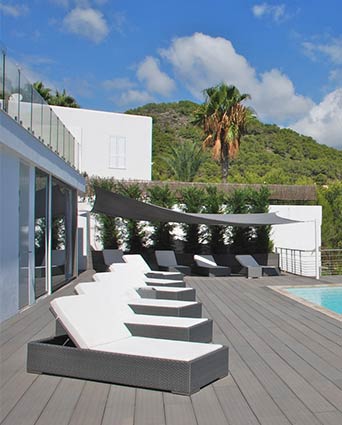 Furly Ibiza lifestyle and concierge servicies